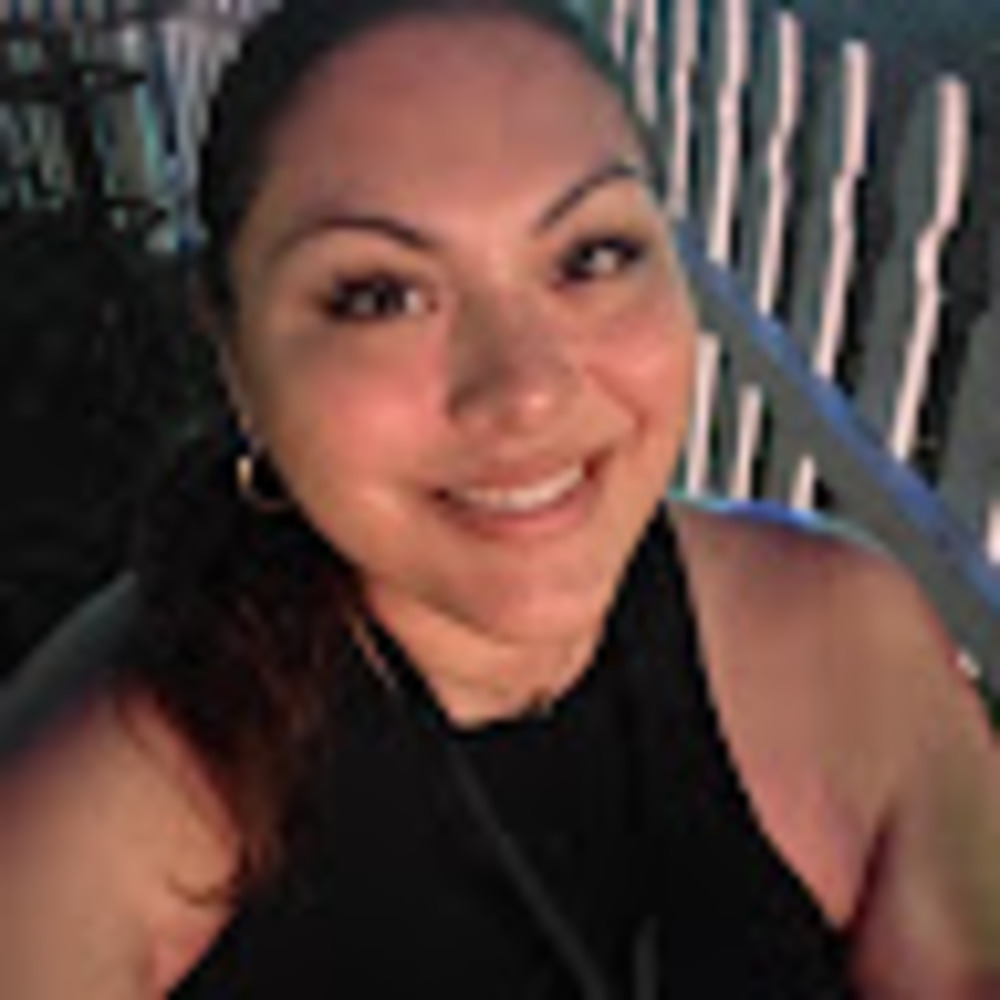 Meet your Posher, Elyna